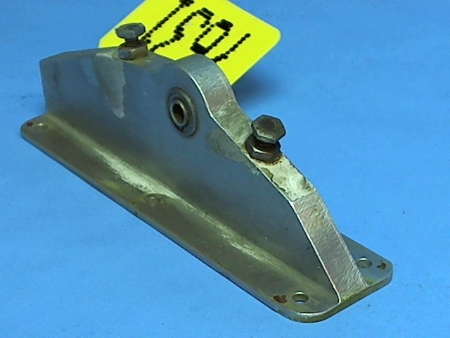 62645-04 Piper - FITTING-Stabilator Attachment
